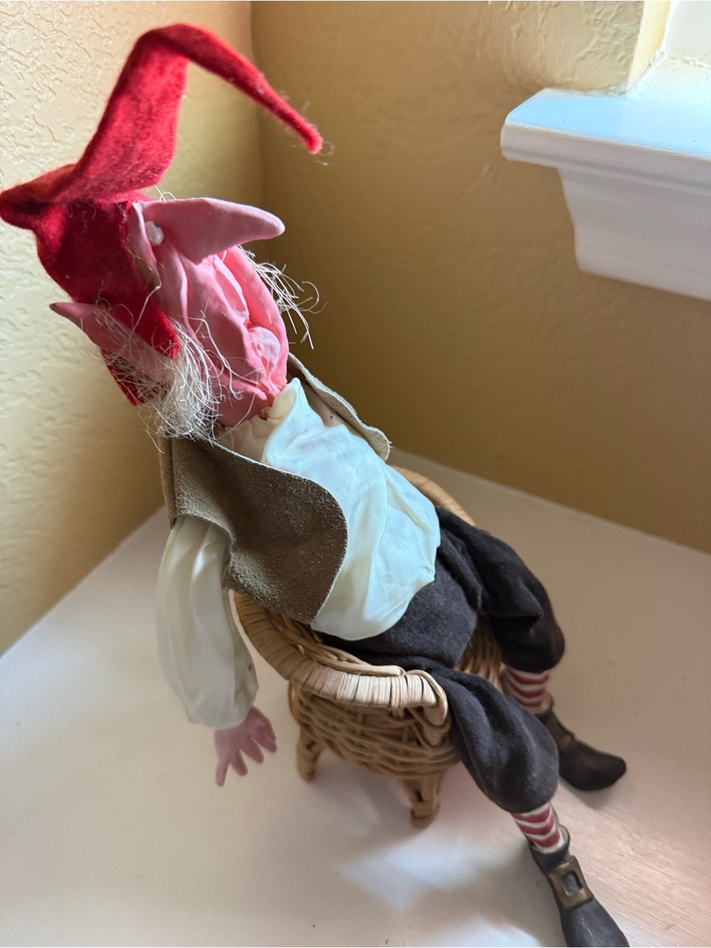 Handcrafted Red-Hat Elf Doll with Striped Socks - Picture 3 of 3